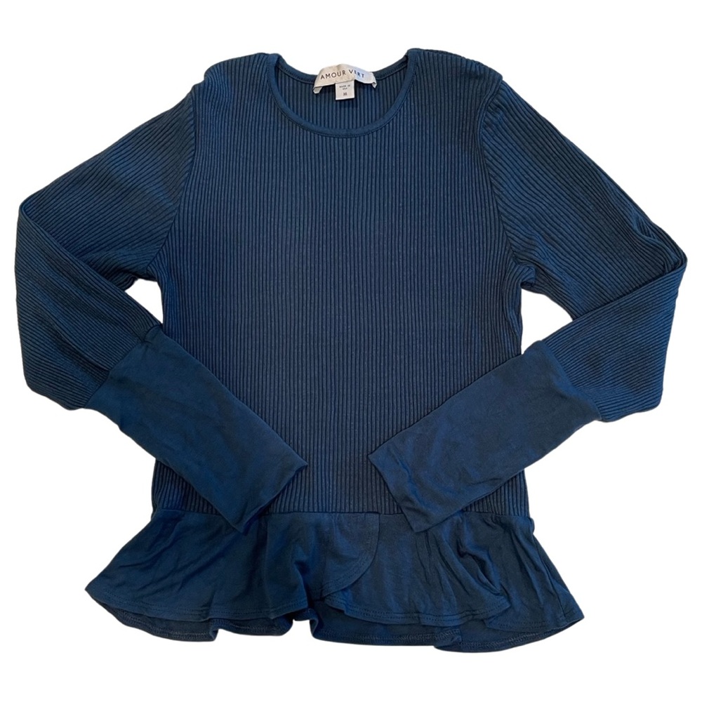 EUC Amour Vert Top